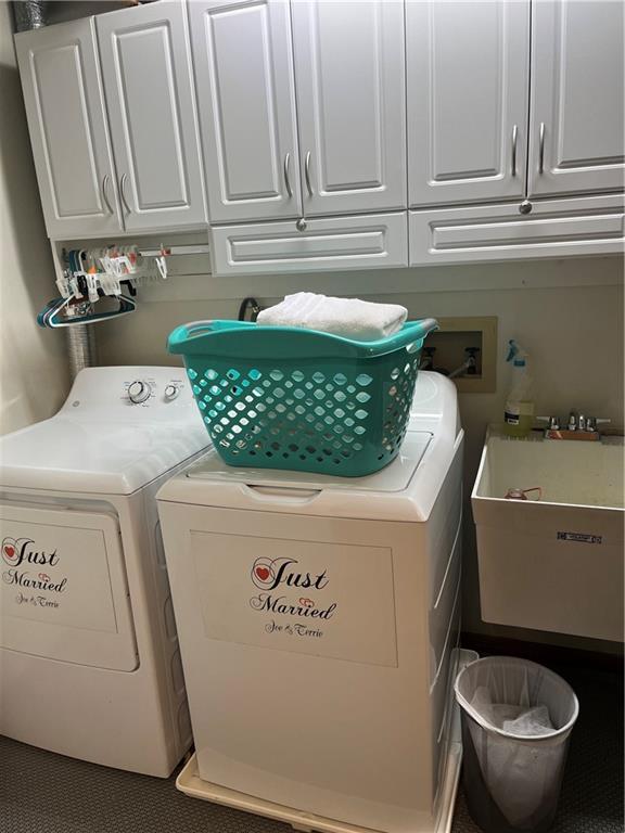 101 Dolphin Drive Butler, PA 16002 - Photo 20 of 27 a utility room with dryer and washer