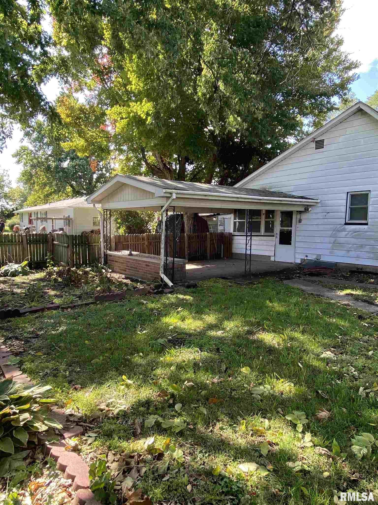 404 South 6th Street Cuba, IL 61427 - Photo 3 of 15