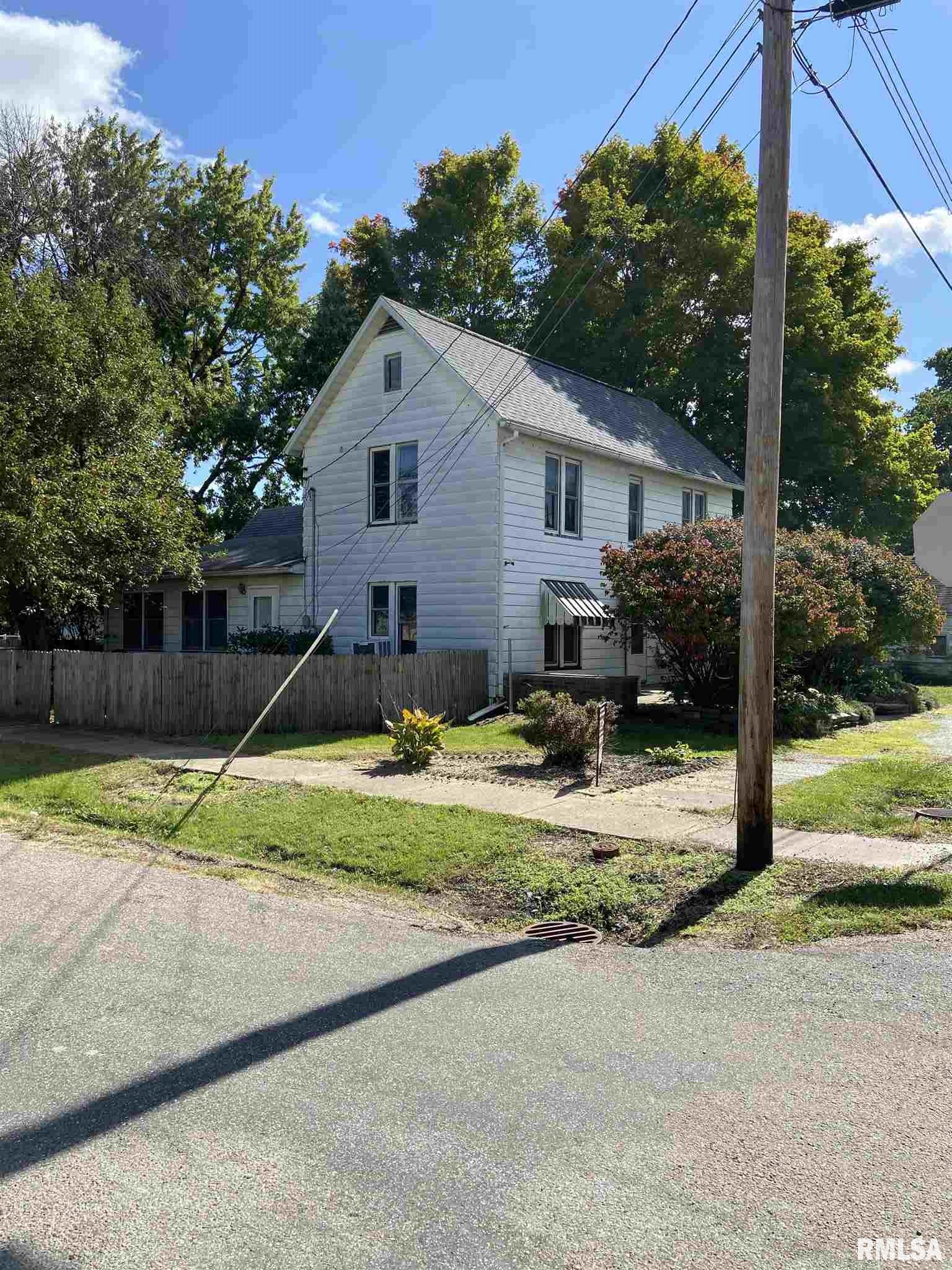 404 South 6th Street Cuba, IL 61427 - Photo 4 of 15