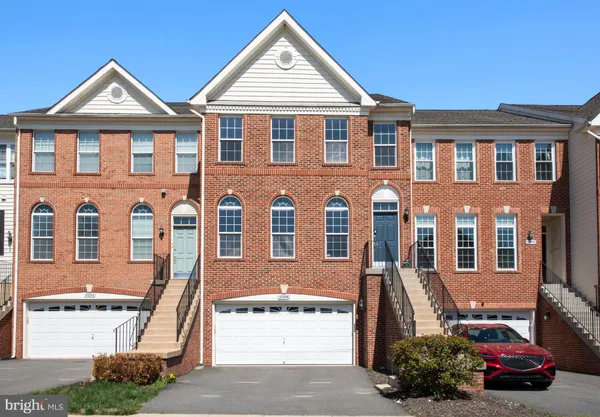 $3,600 | 43286 Morven Square, Ashburn, VA 20147