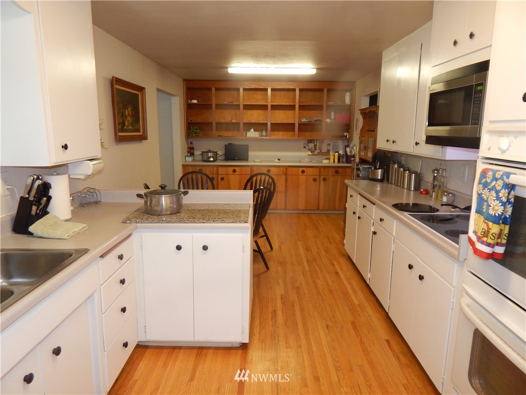 9801 Golden Given Road East Tacoma, WA 98445 - Photo 17 of 20