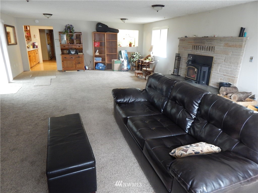 9801 Golden Given Road East Tacoma, WA 98445 - Photo 18 of 20