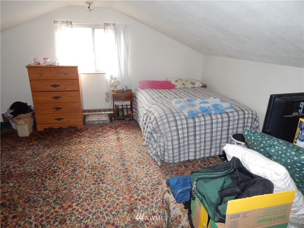 9801 Golden Given Road East Tacoma, WA 98445 - Photo 19 of 20