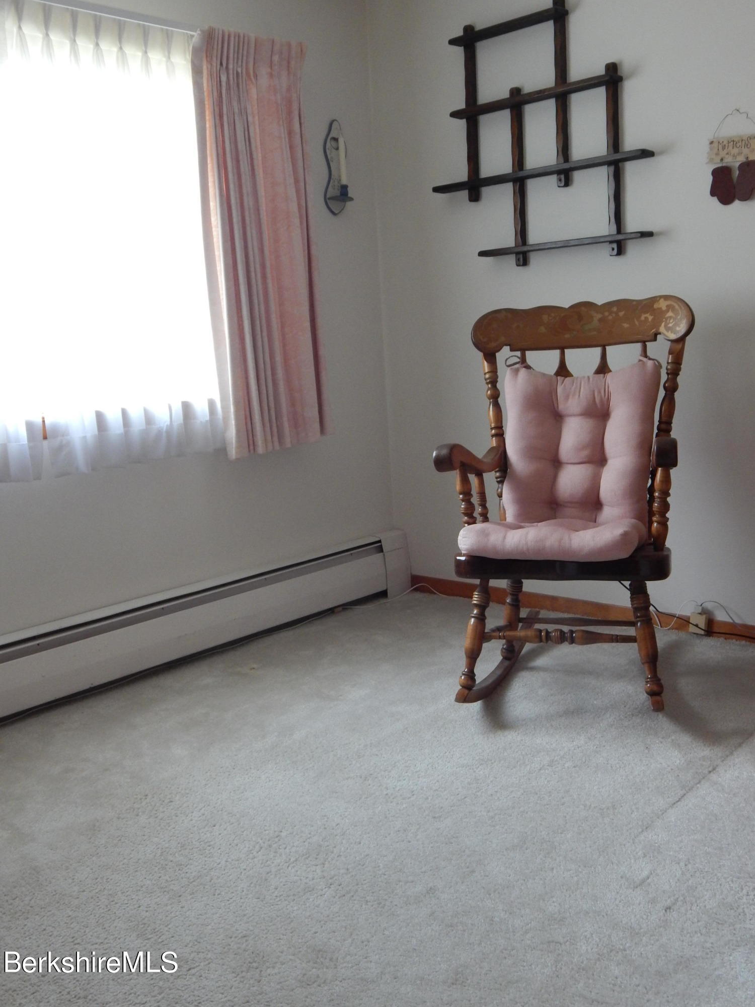 326 Cheshire Road Pittsfield, MA 01201 - Photo 18 of 26 Bedroom 3