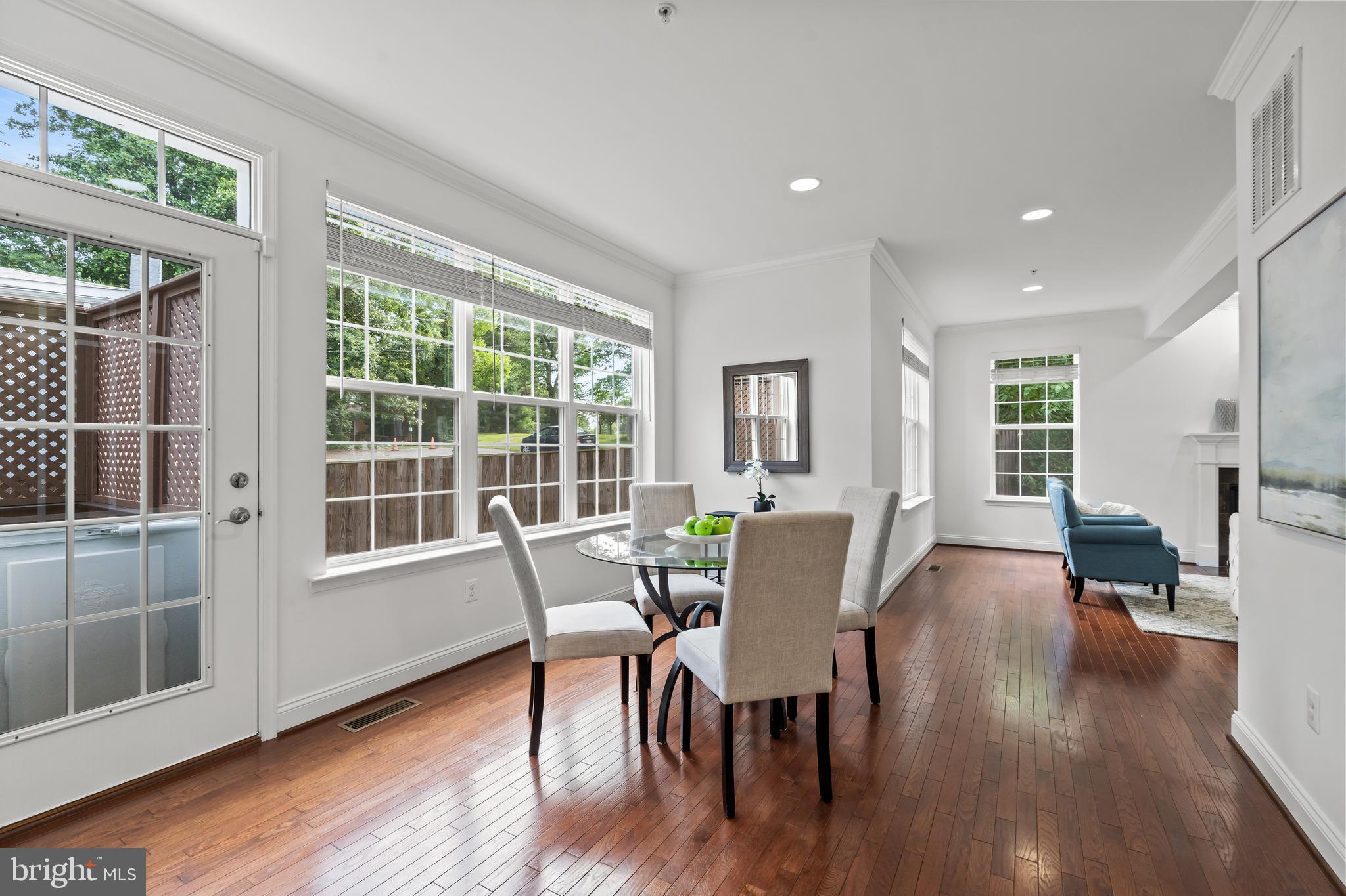 2001 Prichard Road Silver Spring, MD 20902 - Photo 18 of 50 Breakfast area with access to living room