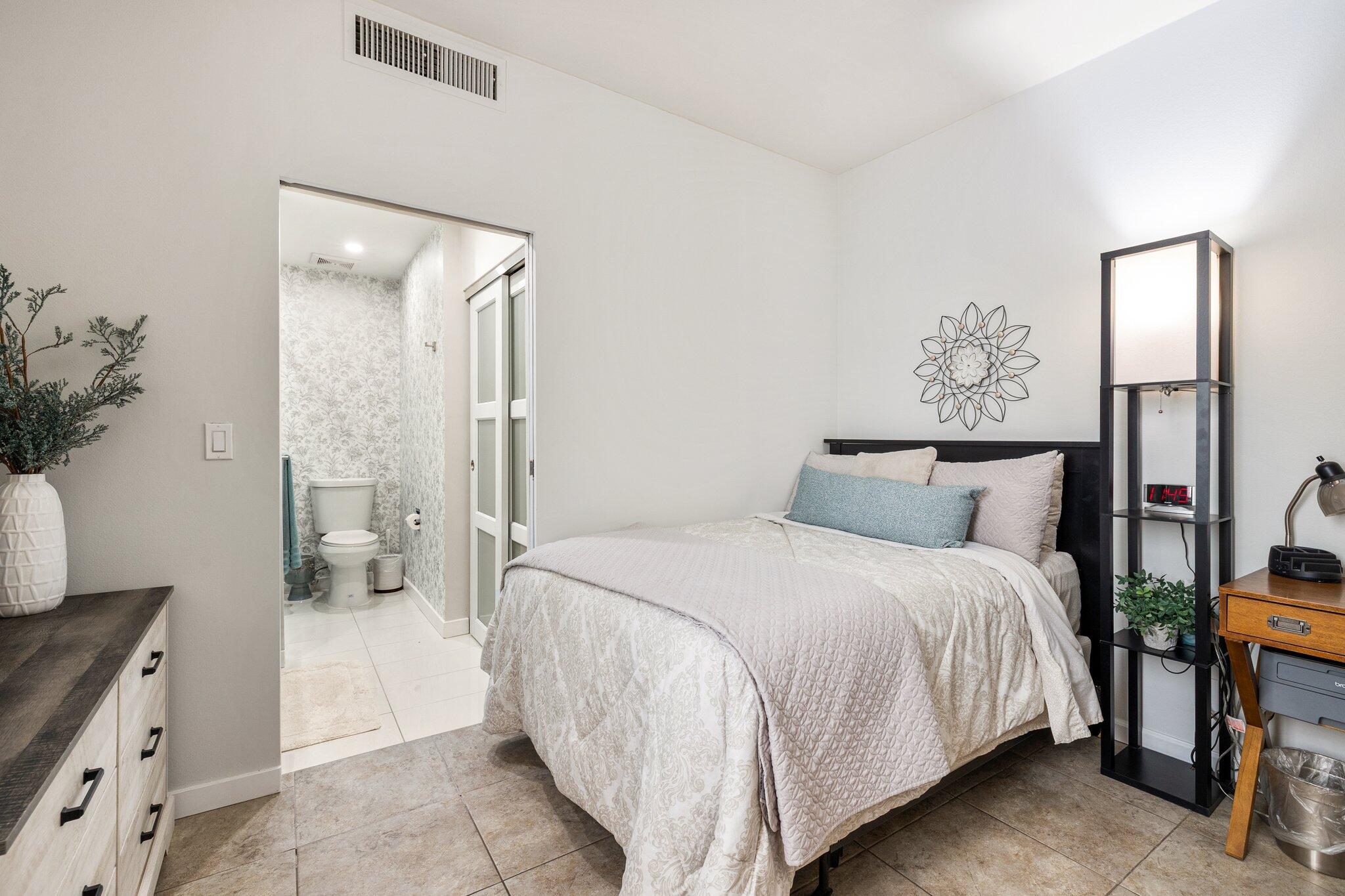 46750 Mountain Cove Drive, Unit 21 Indian Wells, CA 92210 - Photo 21 of 35 26-web-or-mls-AM4A1781