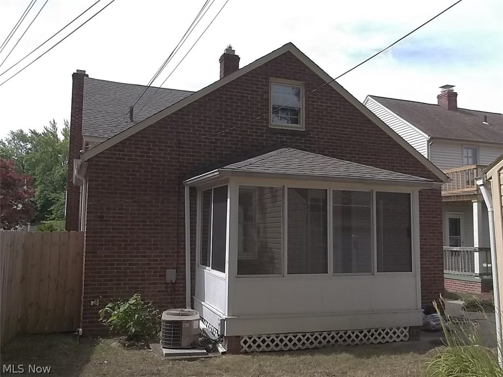 3751 Bainbridge Road Cleveland Heights, OH 44118 - Photo 28 of 32