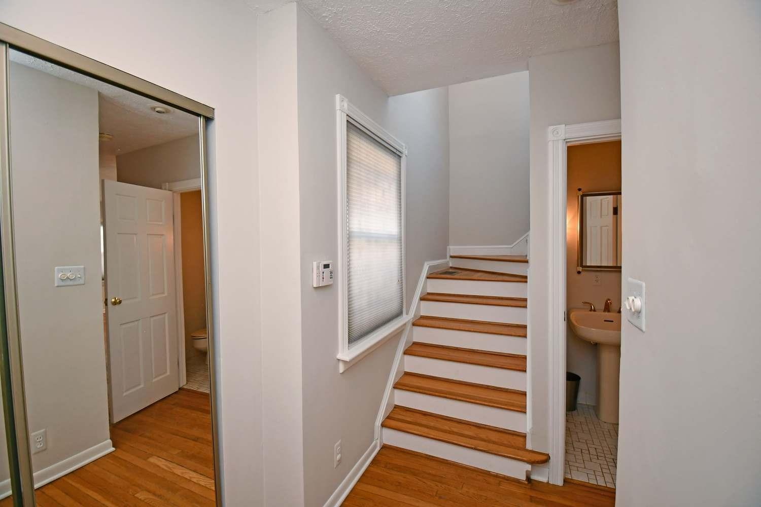 517 Boal Street Cincinnati, OH 45202 - Photo 6 of 30