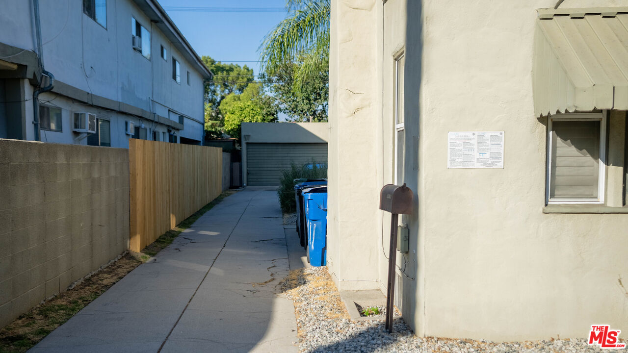 3411 Larga Avenue Los Angeles, CA 90039 - Photo 20 of 26 a front view of a house with a yard