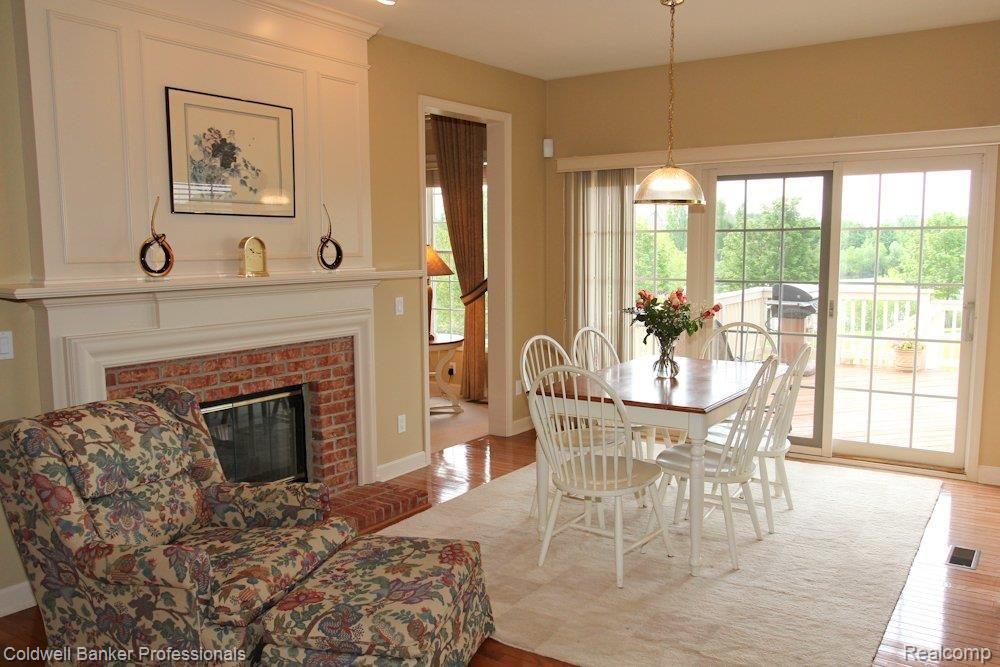 44573 Spring Hill Road Northville, MI 48168 - Photo 10 of 25 Kitchen Eating Area