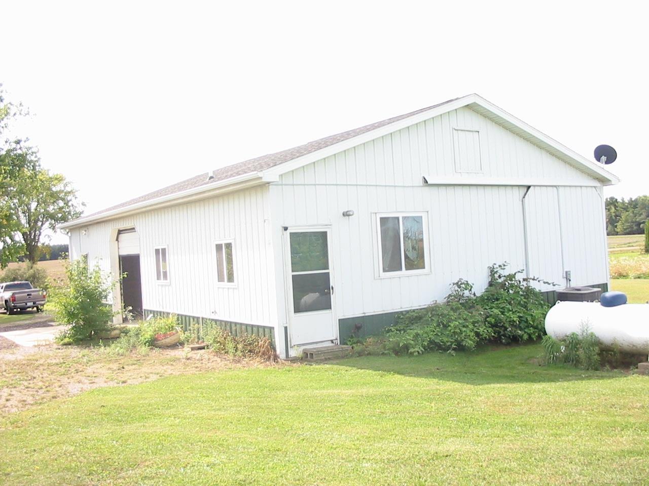 5400 Walker Road Marlette, MI 48453 - Photo 5 of 20 Gallery Image 5