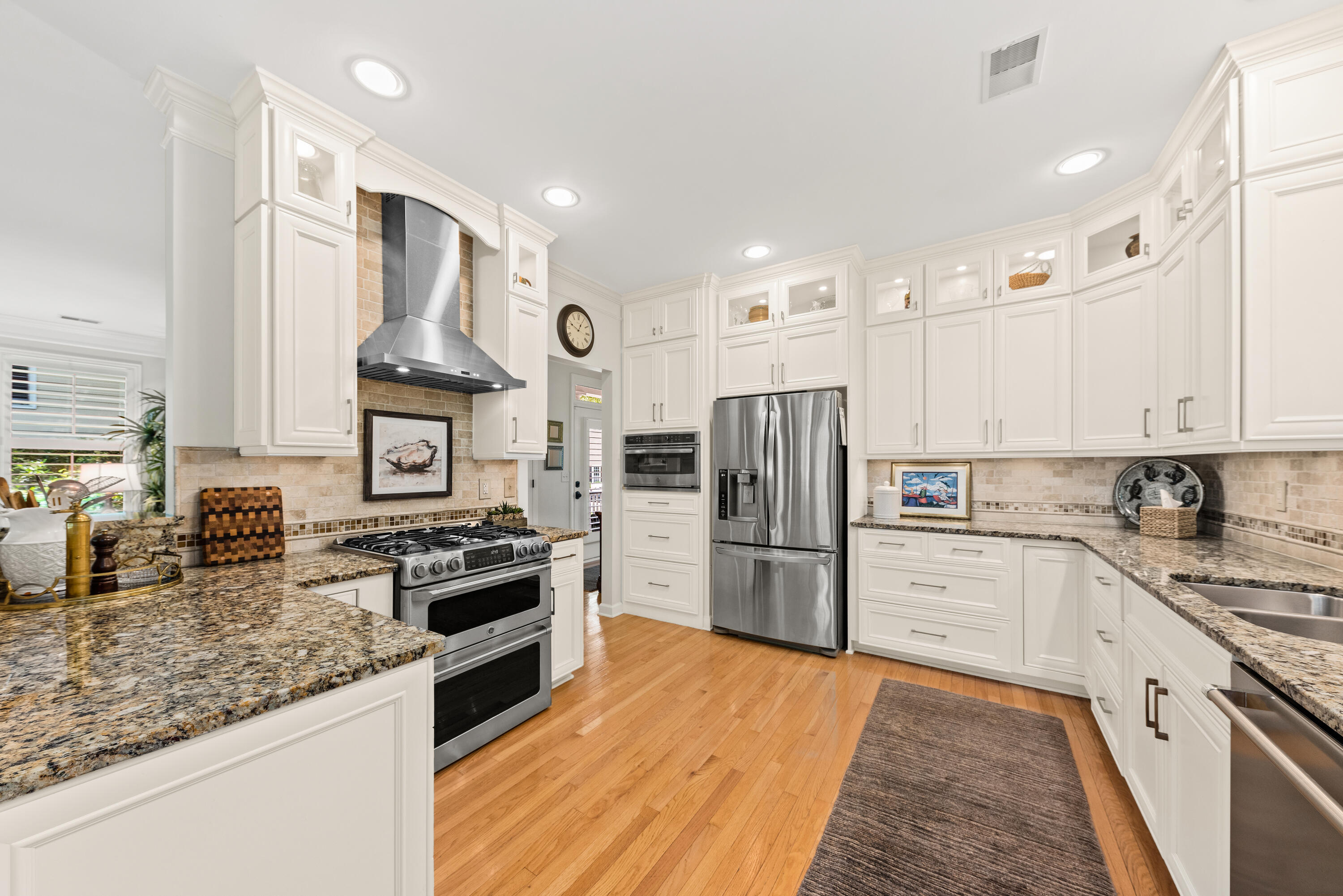 3349 Ethan Street Mount Pleasant, SC 29466 - Photo 9 of 33 _LLP4085