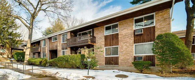 $2,250 | 333 Vincellette Street, Unit 87, Bridgeport, CT 06606