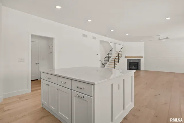 $729,900 | 6574 Pelican Street, Bettendorf, IA 52722