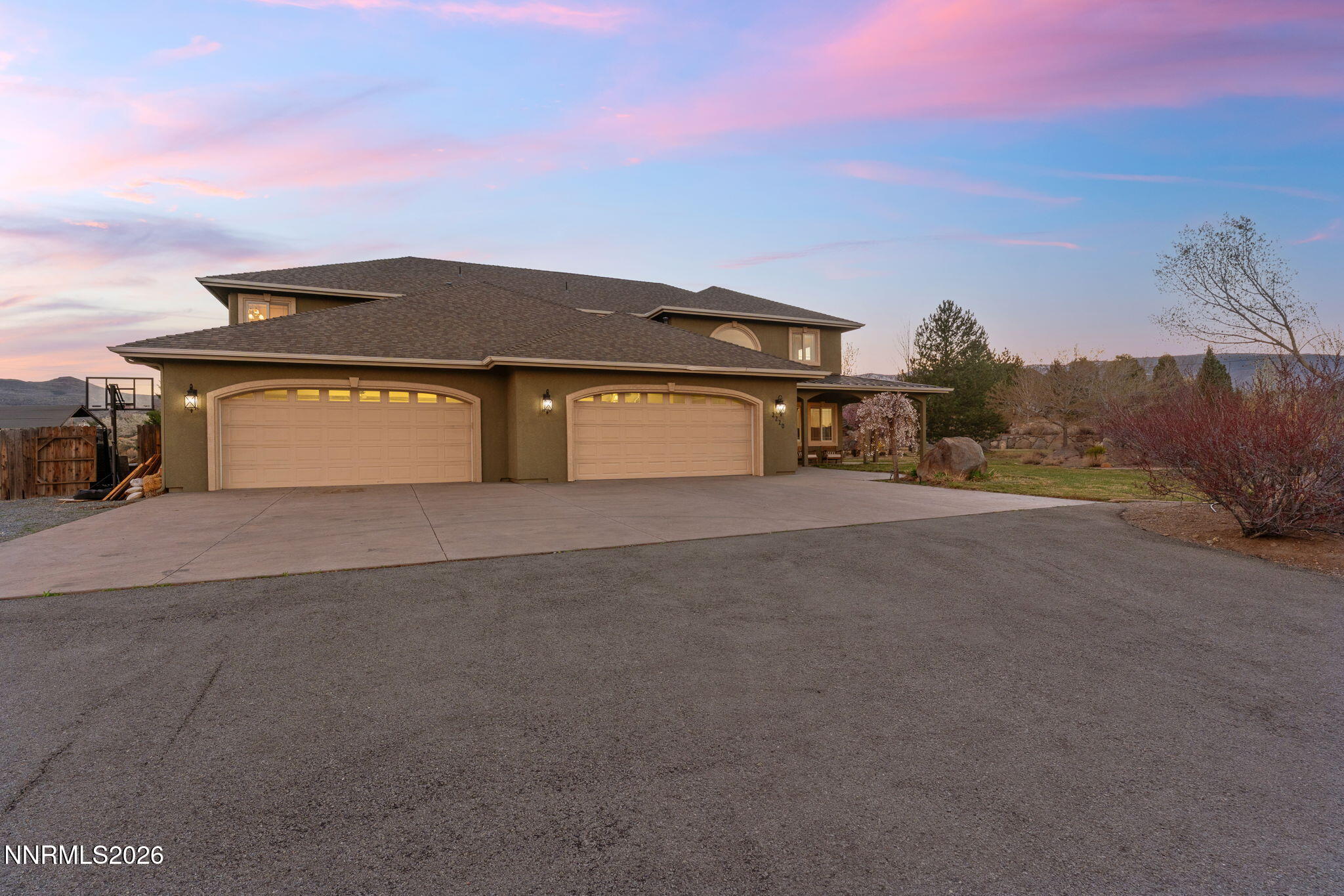 2220 Whites Creek Lane Reno, NV 89511 - Photo 3 of 86 84-web-or-mls-2220 Whites Creek Lane Ren