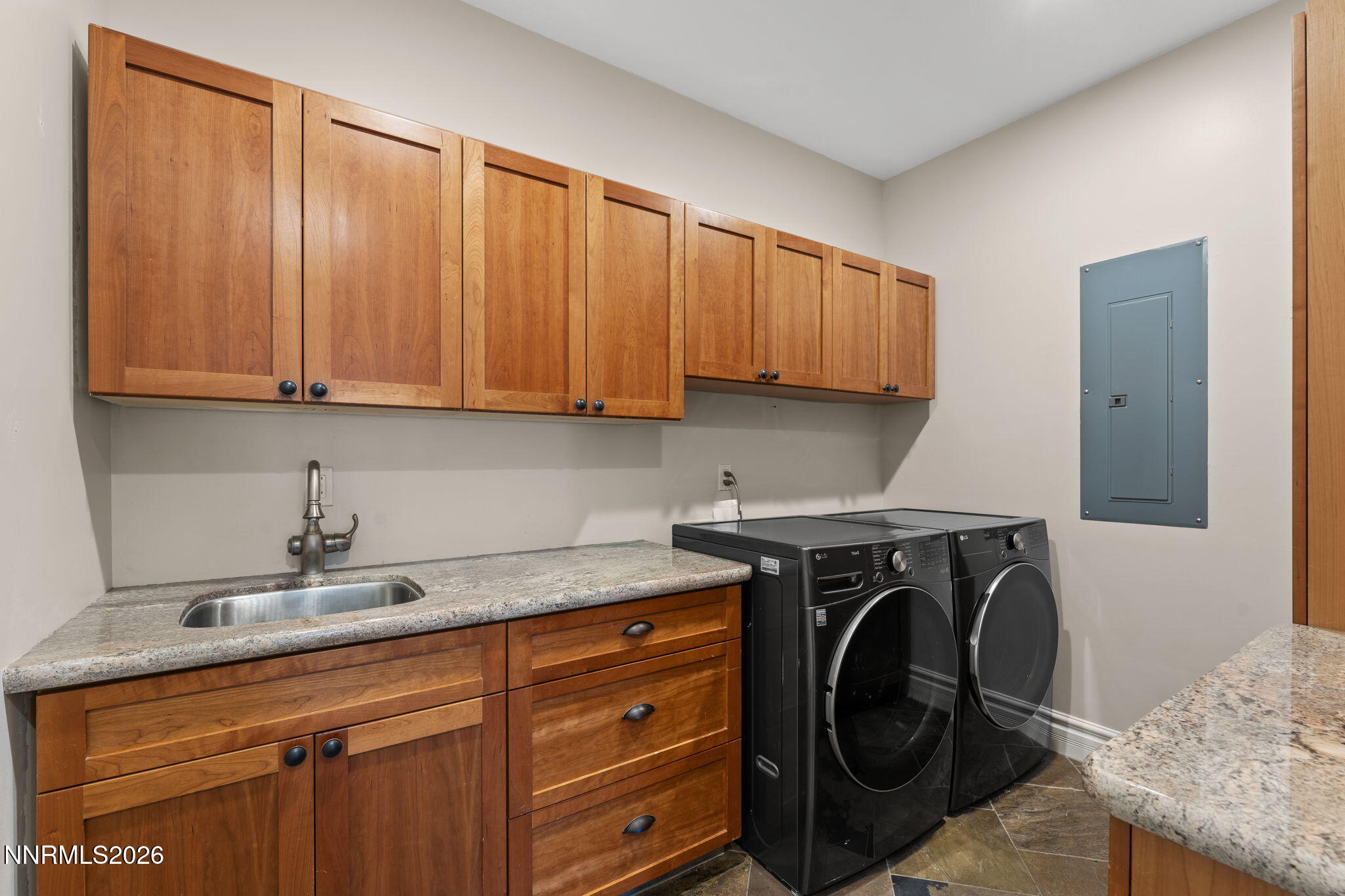 2220 Whites Creek Lane Reno, NV 89511 - Photo 60 of 86 27-web-or-mls-2220 Whites Creek Lane Ren