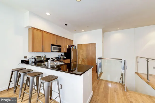 $3,600 | 2363 Champlain Street Northwest, Unit 8, Washington, DC 20009