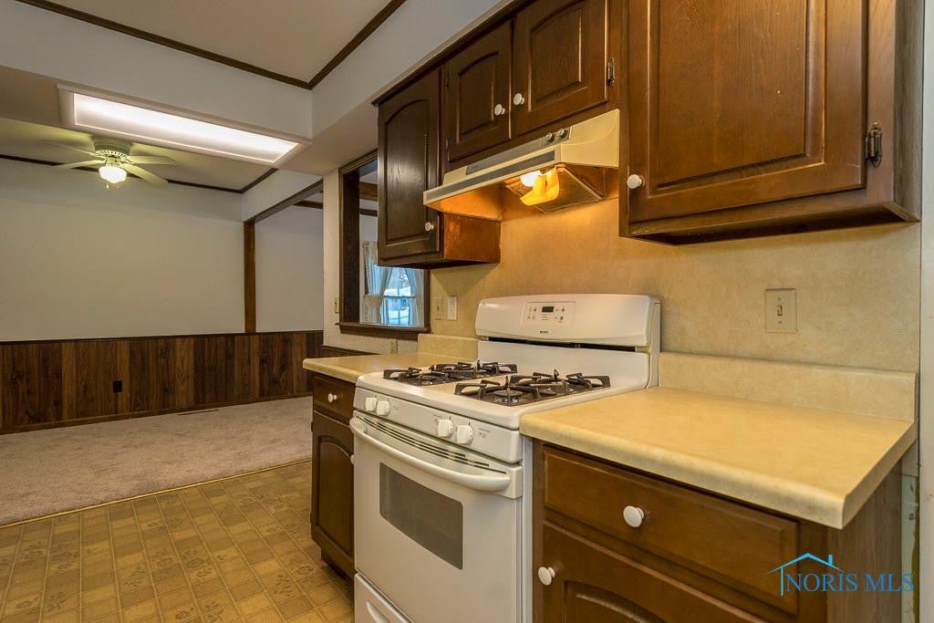 4841 Elmhurst Road Toledo, OH 43613 - Photo 15 of 28 Gallery Image 15