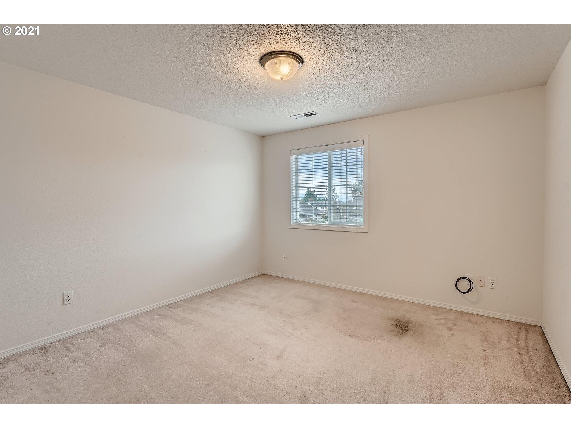 2417 North 9th Circle Ridgefield, WA 98642 - Photo 20 of 32 a view of an empty room