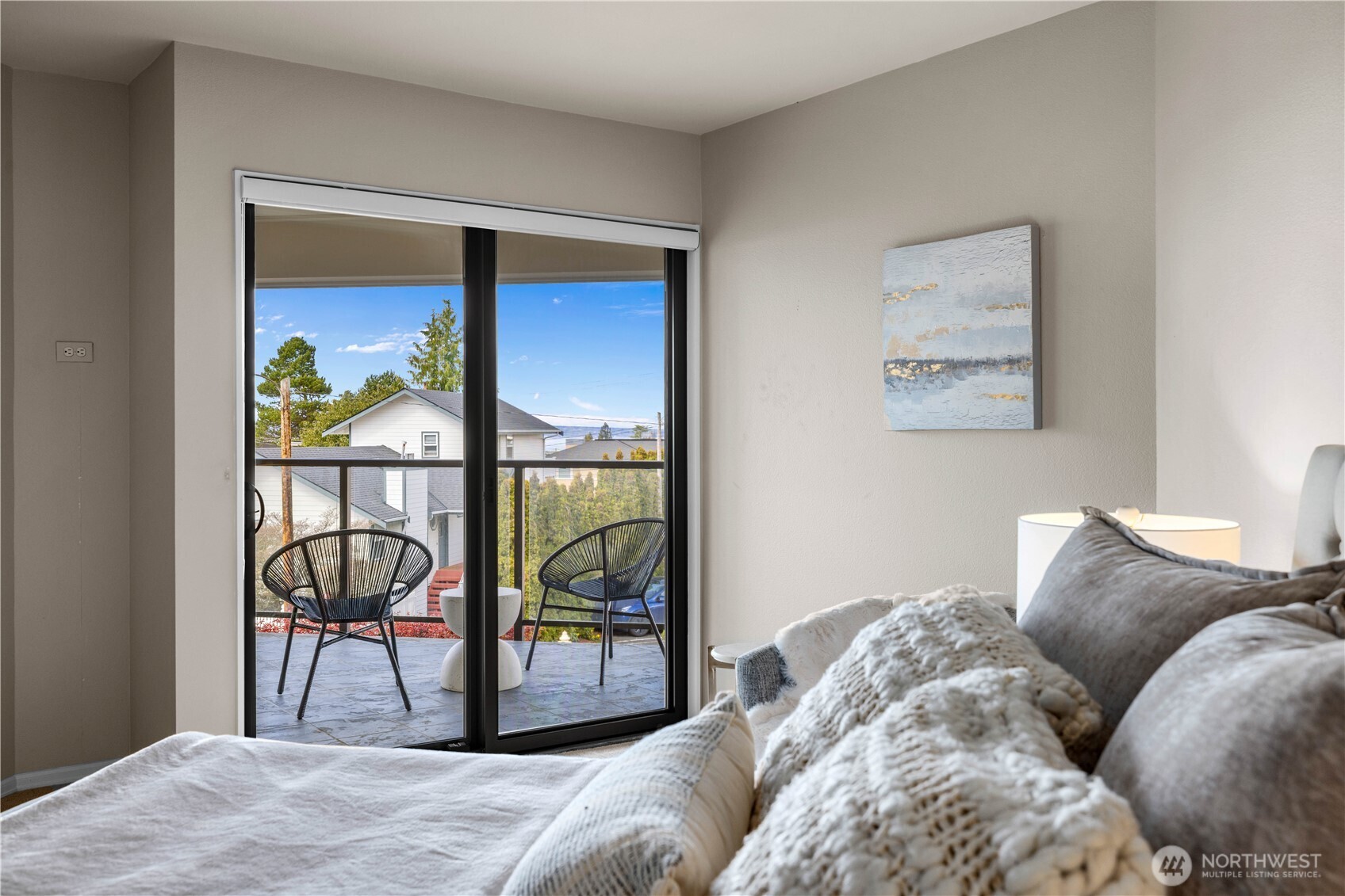 524 Maple Street, Unit 104 Edmonds, WA 98020 - Photo 11 of 29 Gallery Image 11