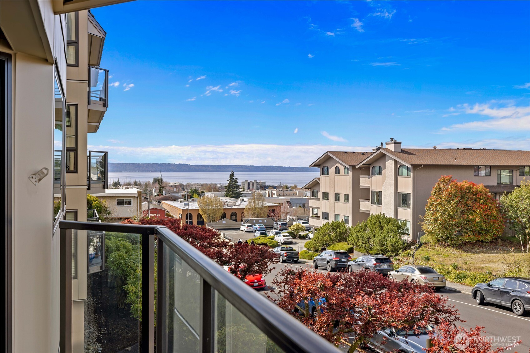 524 Maple Street, Unit 104 Edmonds, WA 98020 - Photo 14 of 29 Gallery Image 14