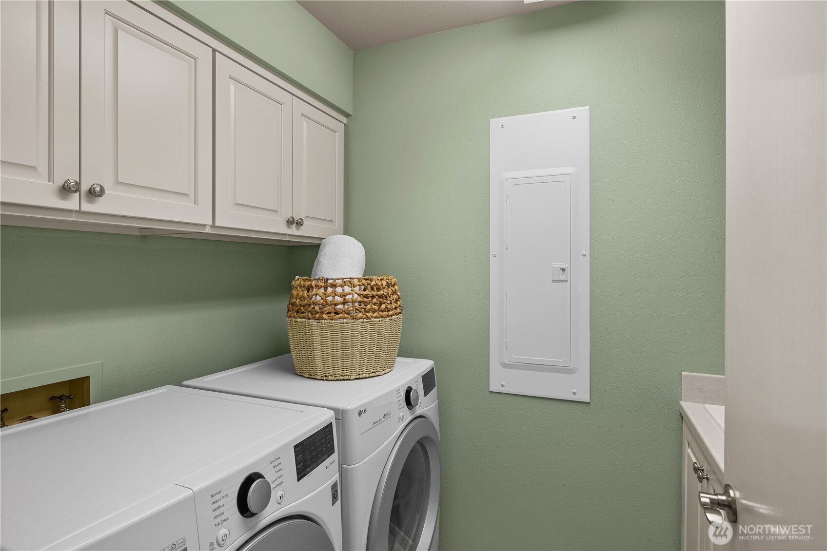 524 Maple Street, Unit 104 Edmonds, WA 98020 - Photo 20 of 29 Gallery Image 20