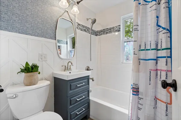 $699,000 | 3638 Harrison Avenue, Brookfield, IL 60513