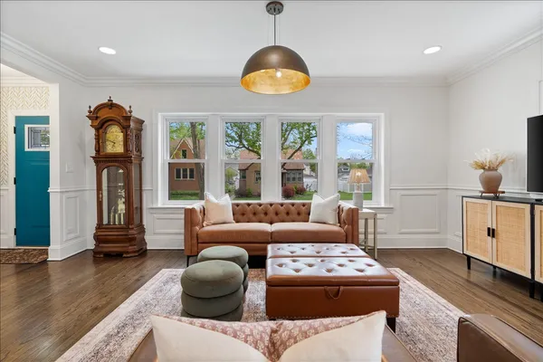 $699,000 | 3638 Harrison Avenue, Brookfield, IL 60513