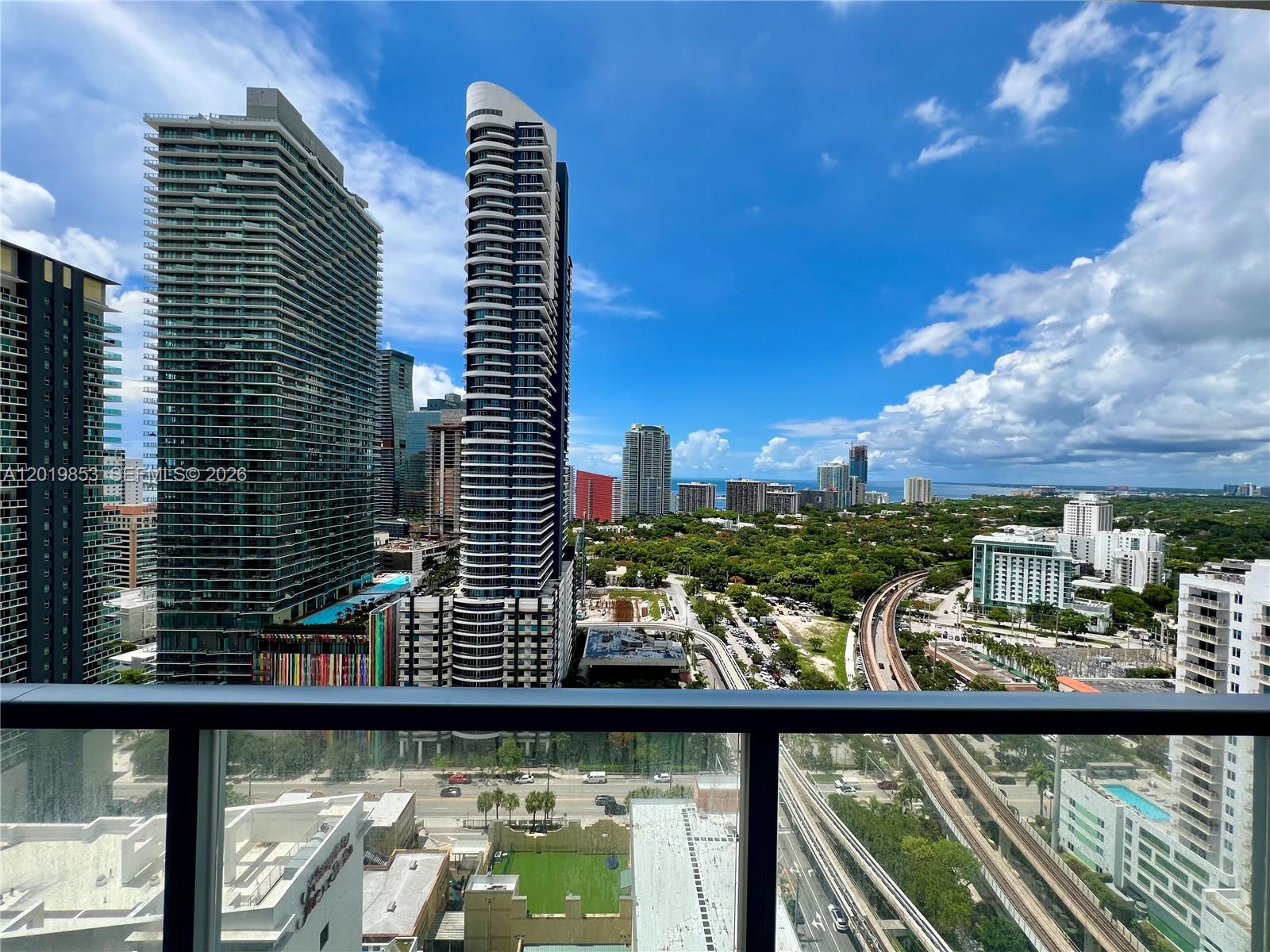 79 Southwest 12th Street, Unit 2903S Miami, FL 33130 - Photo 21 of 44