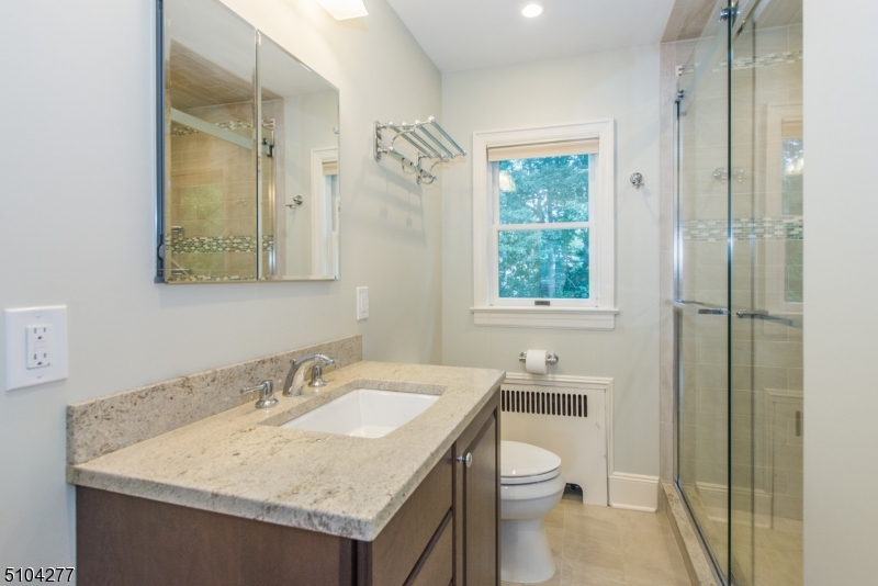 17 Bailey Road Millburn, NJ 07041 - Photo 21 of 32