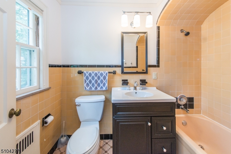 17 Bailey Road Millburn, NJ 07041 - Photo 22 of 32