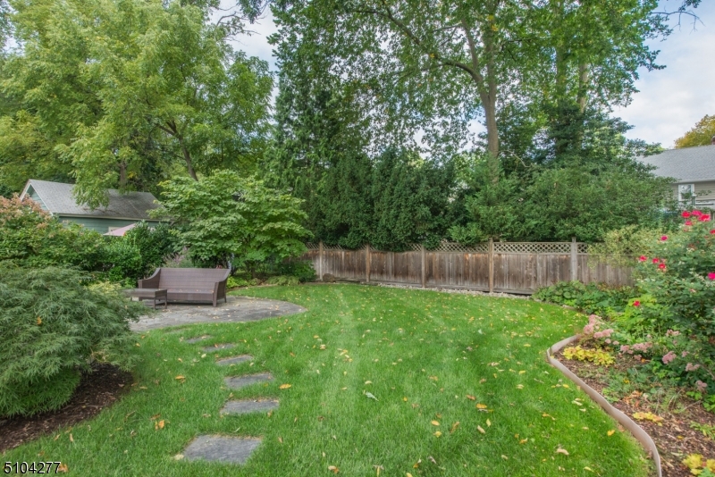 17 Bailey Road Millburn, NJ 07041 - Photo 30 of 32