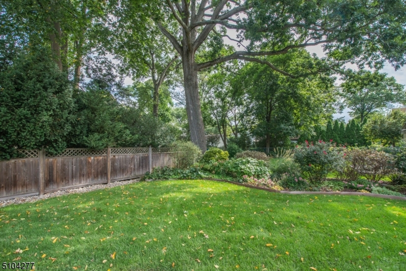 17 Bailey Road Millburn, NJ 07041 - Photo 32 of 32