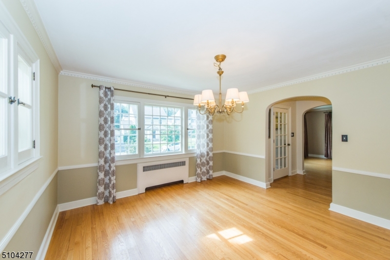 17 Bailey Road Millburn, NJ 07041 - Photo 6 of 32