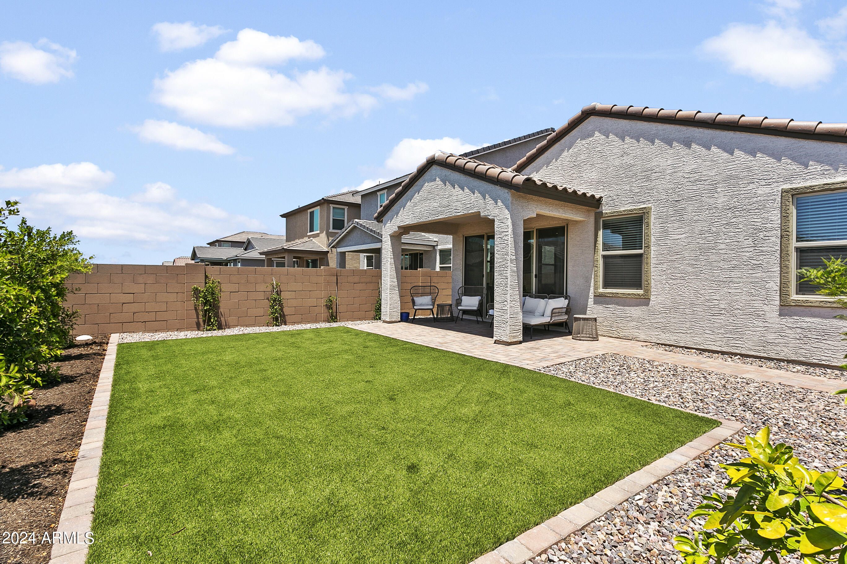 9511 West Roma Avenue Phoenix, AZ 85037 - Photo 21 of 25 Artificial Grass