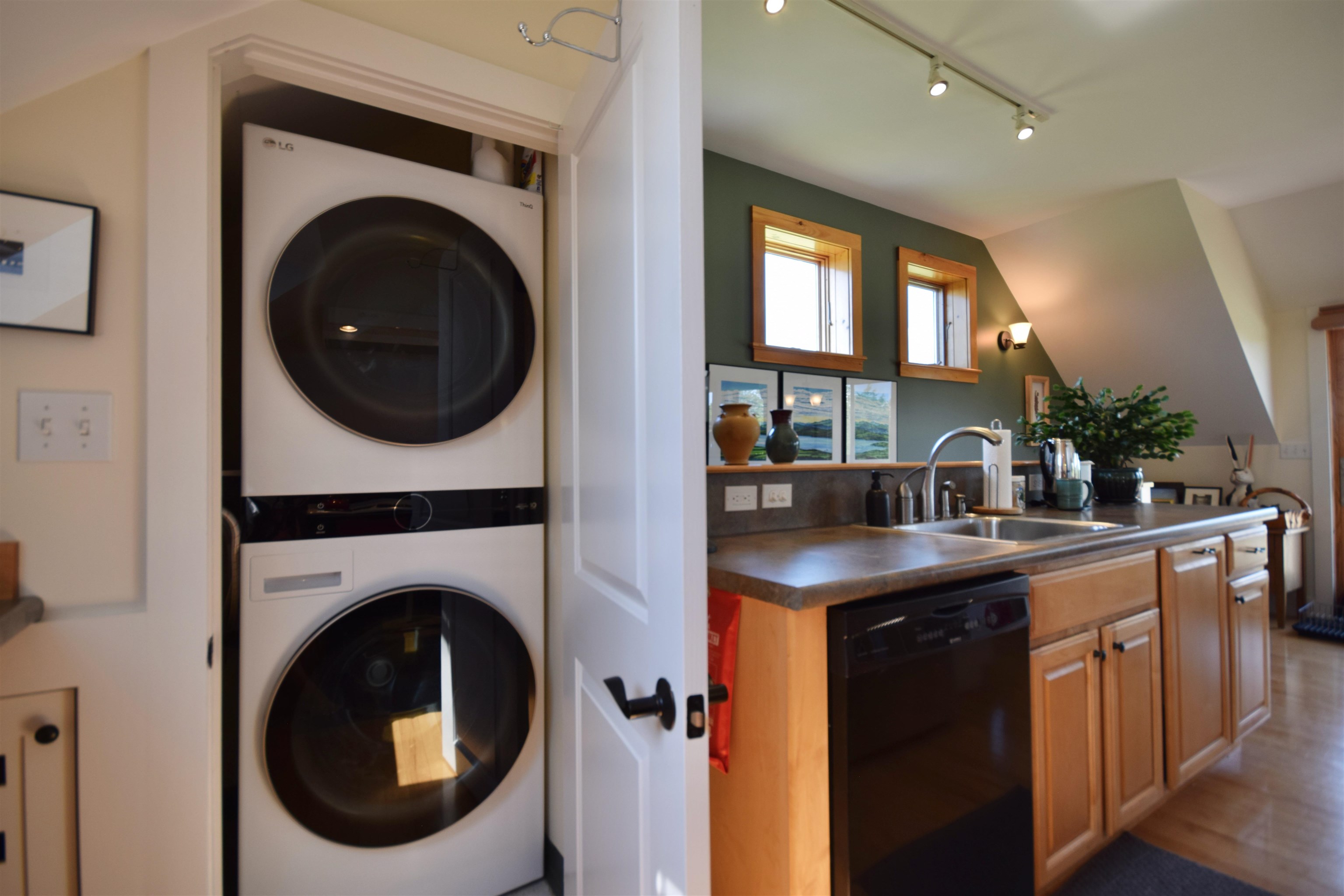 408 Webster Road Ferrisburgh, VT 05491 - Photo 18 of 38