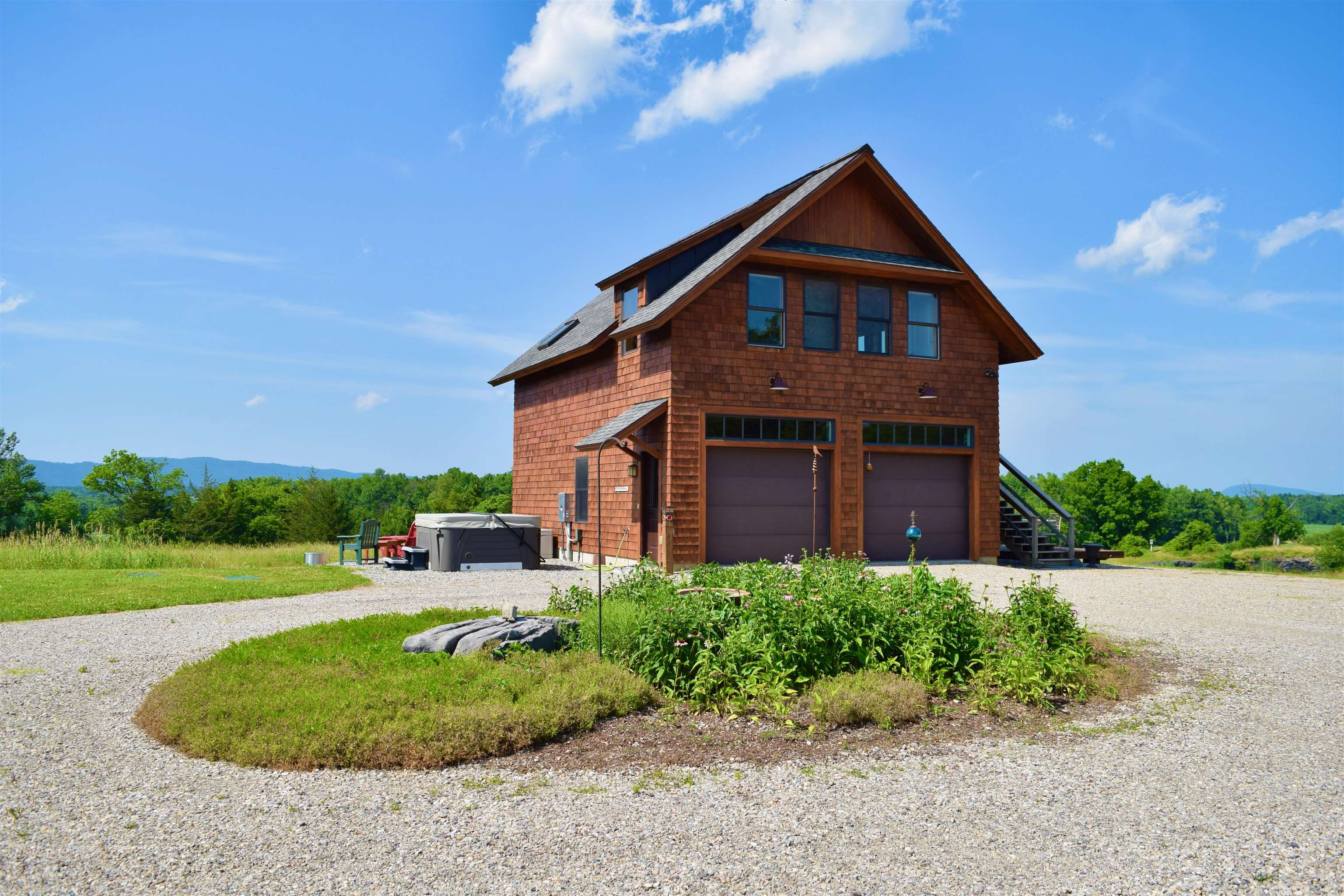 408 Webster Road Ferrisburgh, VT 05491 - Photo 5 of 38