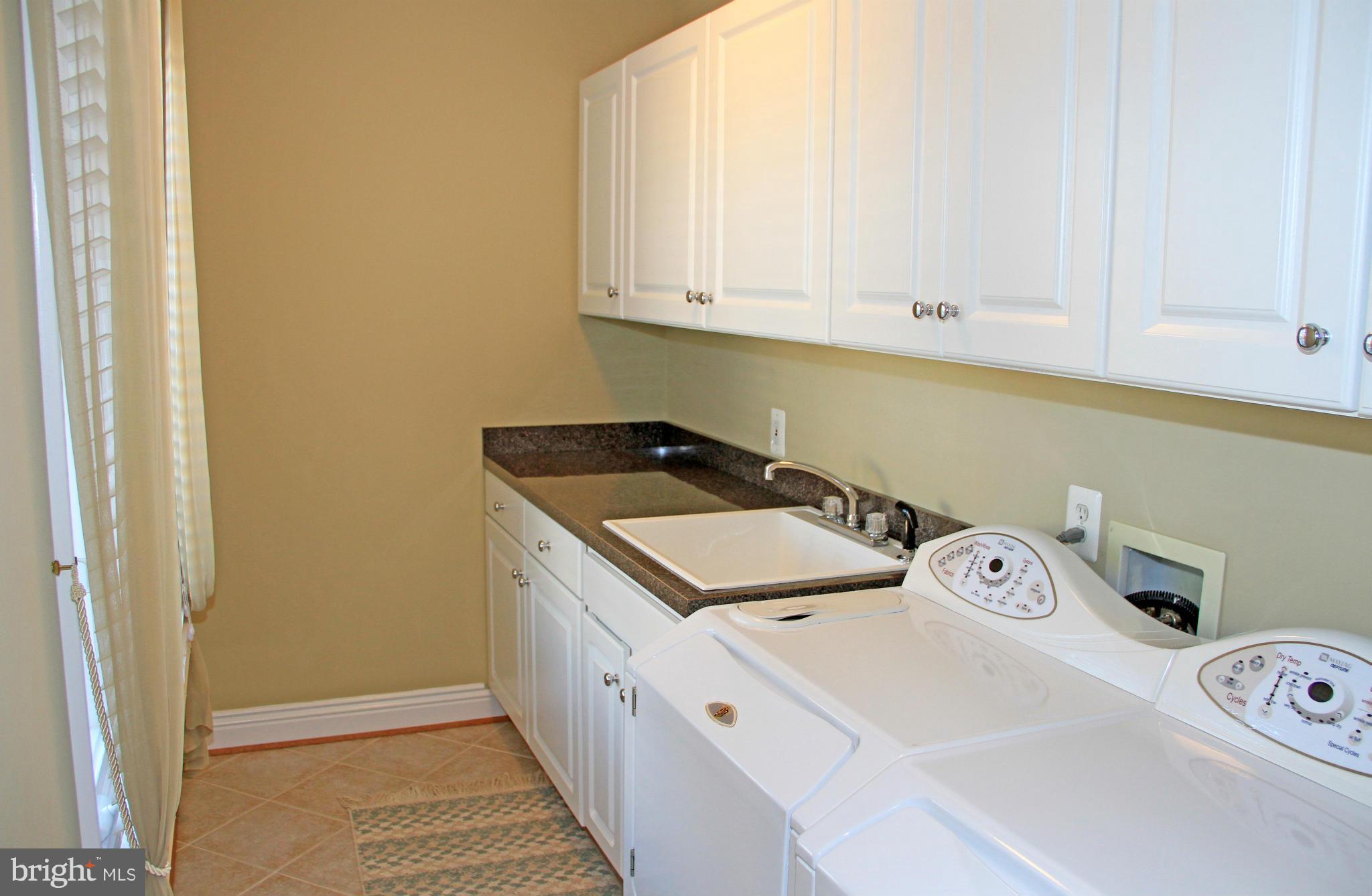 8345 Roxborough Loop Gainesville, VA 20155 - Photo 20 of 30 Upper Level Laundry Room