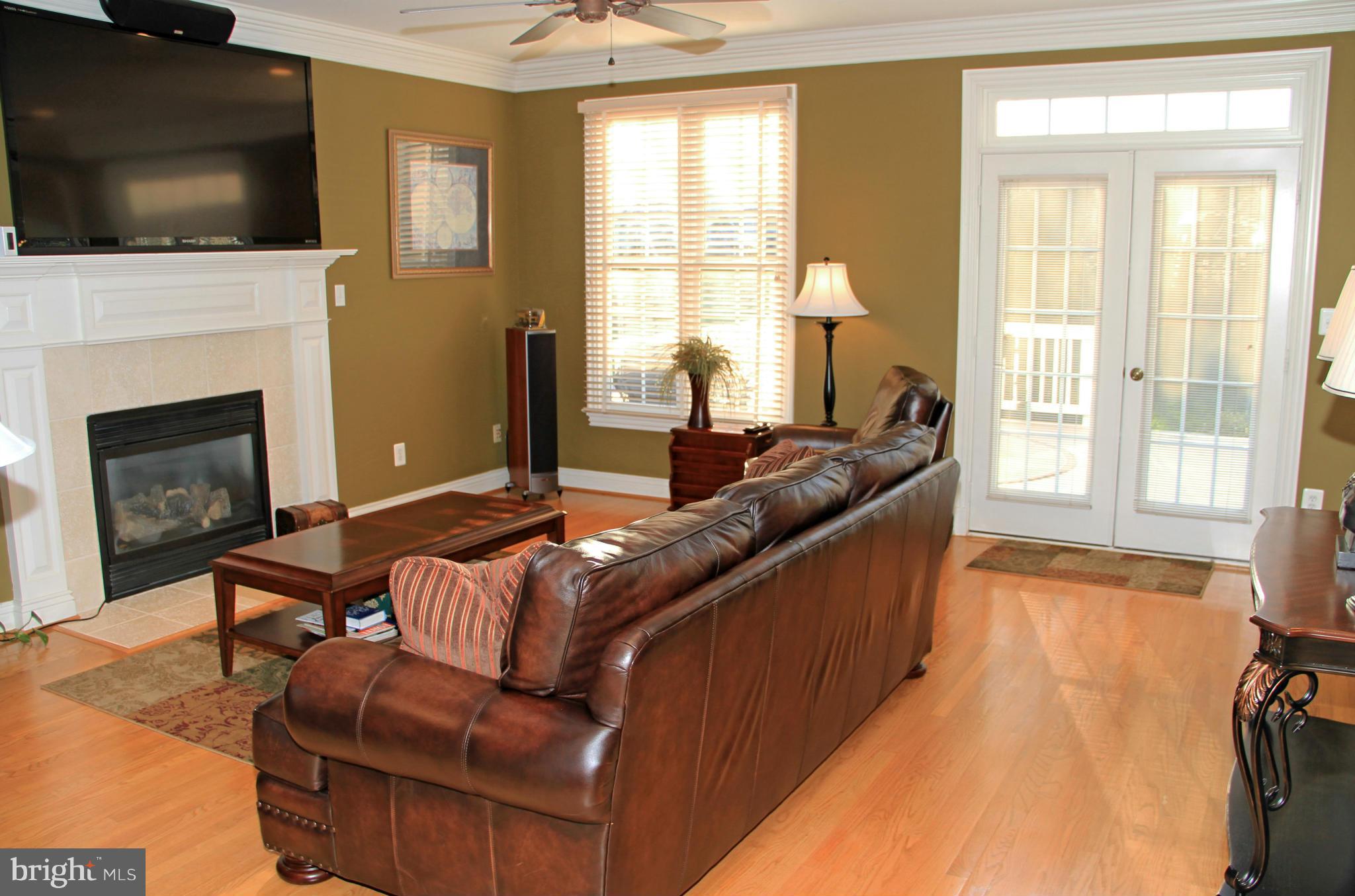 8345 Roxborough Loop Gainesville, VA 20155 - Photo 7 of 30 Versatile Family Room