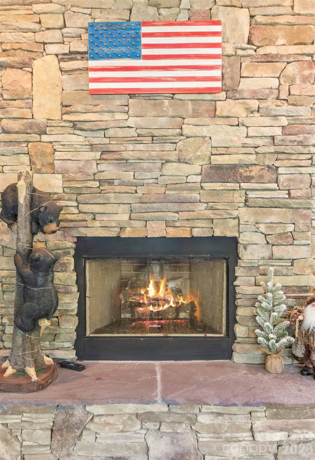 129 Apple Farm Road Bakersville, NC 28705 - Photo 11 of 45