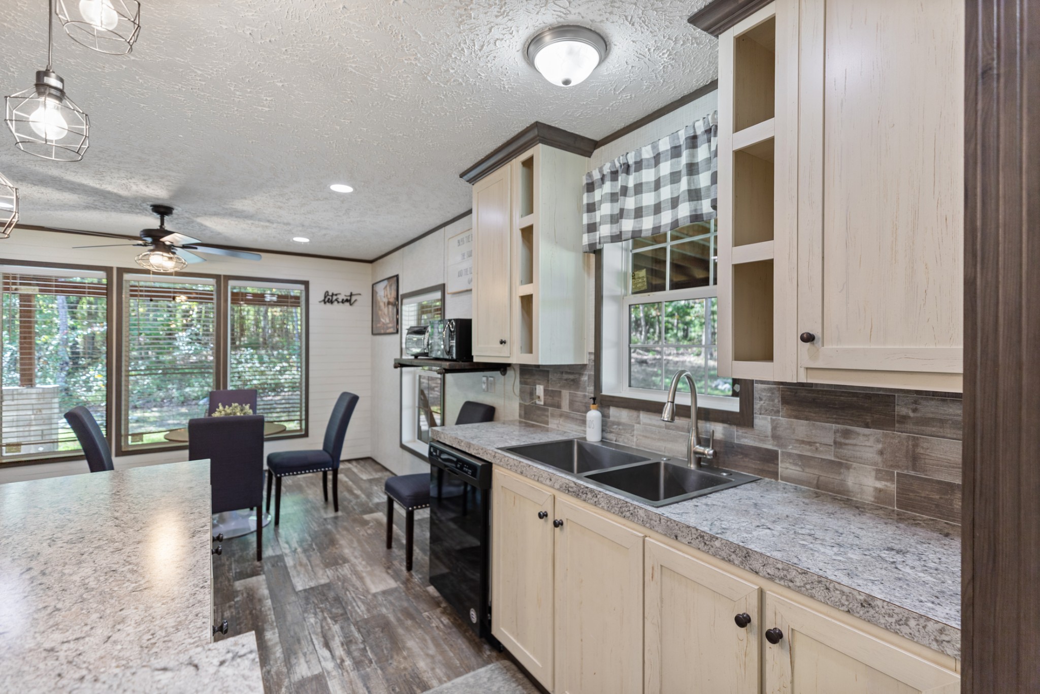 3844 Humphreys County Line Road Dickson, TN 37055 - Photo 13 of 57