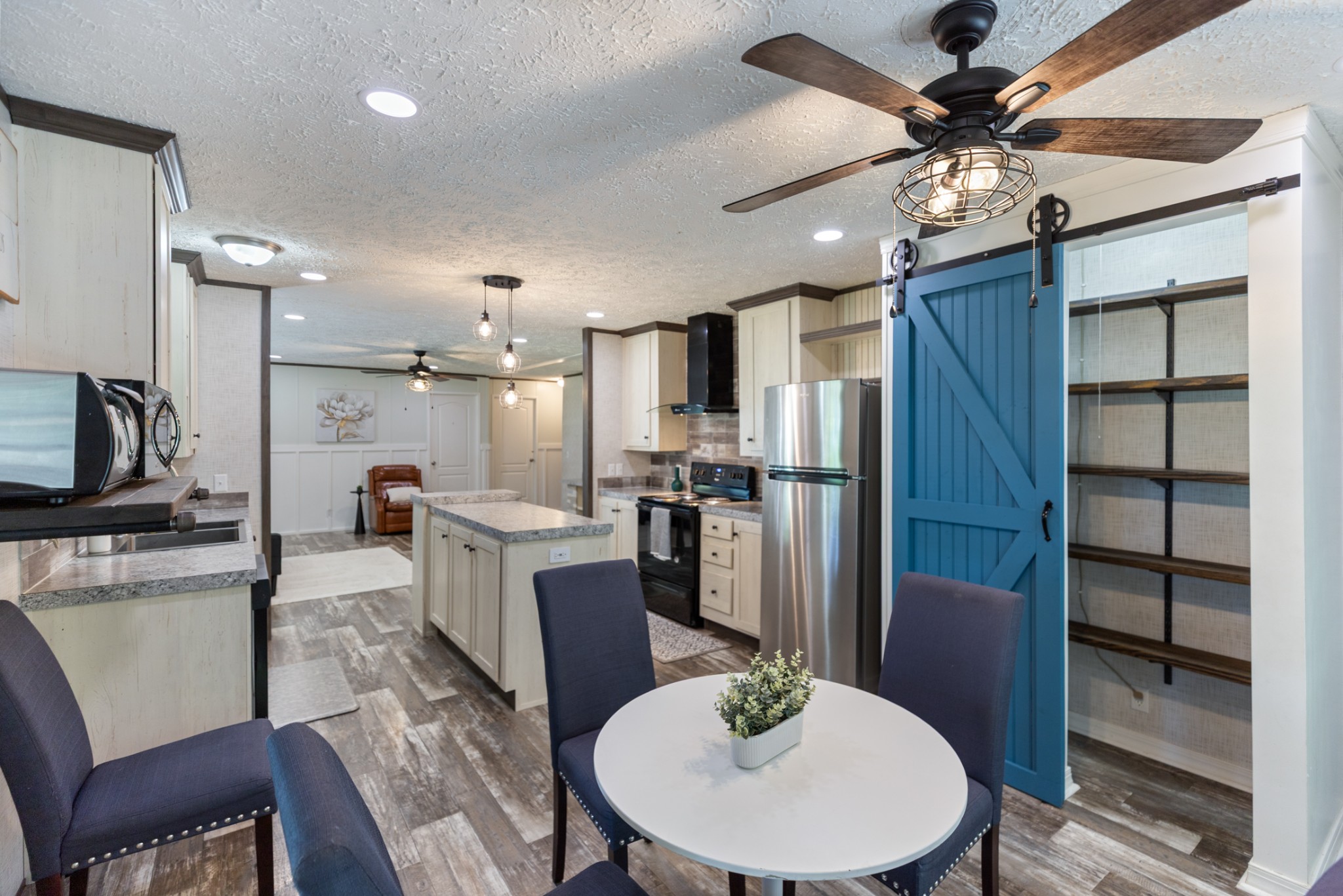 3844 Humphreys County Line Road Dickson, TN 37055 - Photo 17 of 57