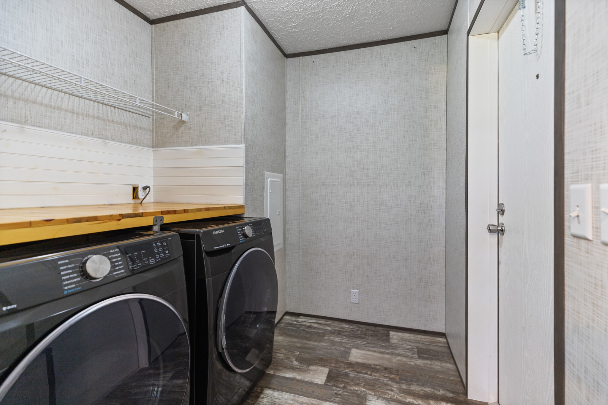 3844 Humphreys County Line Road Dickson, TN 37055 - Photo 18 of 57 a utility room with dryer and washer