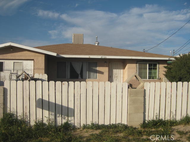 25526 Jade Road Barstow, CA 92311 - Photo 2 of 7
