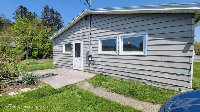 $749,000 | 1121-1123 Highway 295, East Chatham, NY 12060