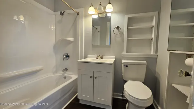 $749,000 | 1121-1123 Highway 295, East Chatham, NY 12060