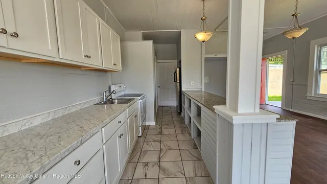 $749,000 | 1121-1123 Highway 295, East Chatham, NY 12060