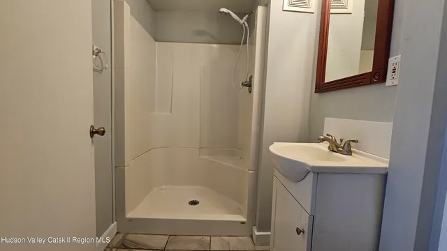 $749,000 | 1121-1123 Highway 295, East Chatham, NY 12060