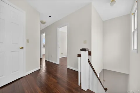 $1,295,000 | 26 West 5th Street, Locust Valley, NY 11560