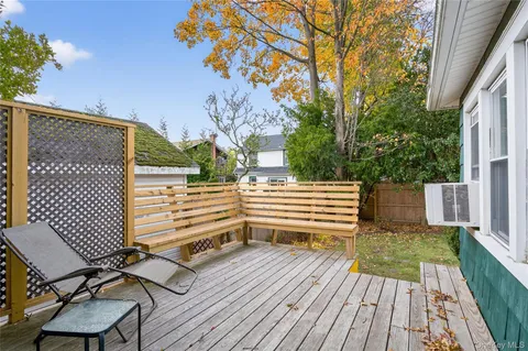 $1,295,000 | 26 West 5th Street, Locust Valley, NY 11560